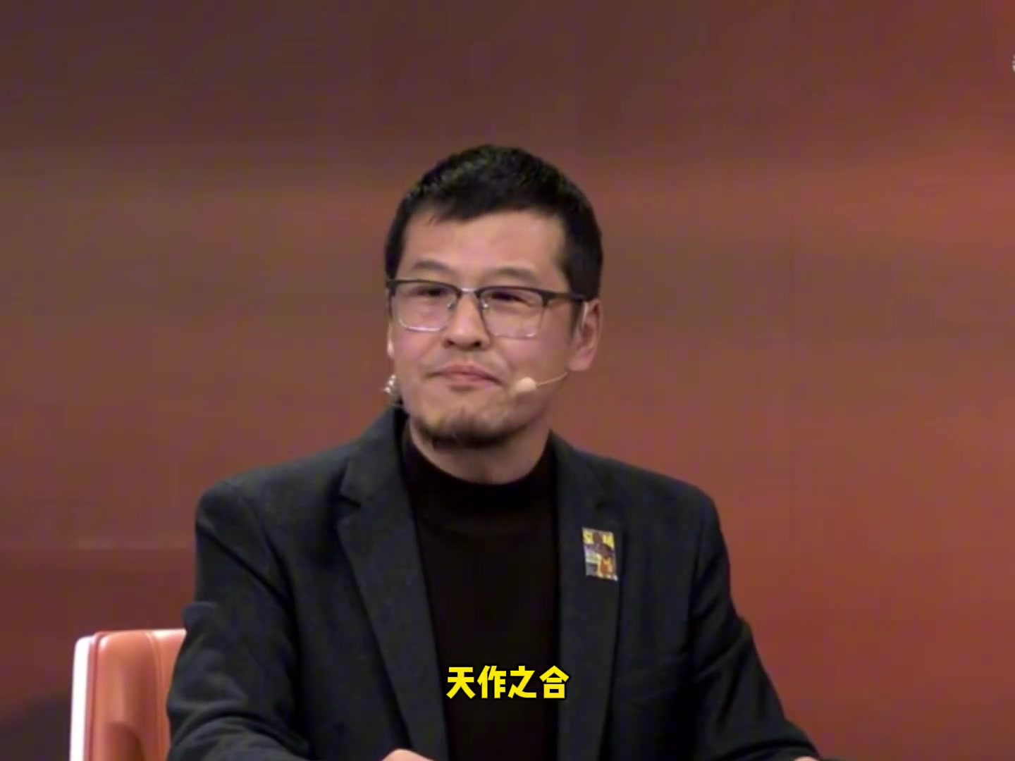 九游娱乐网站-杨毅：没有那么多地方欢迎詹姆斯 他末年去勇士天作之合无缝链接